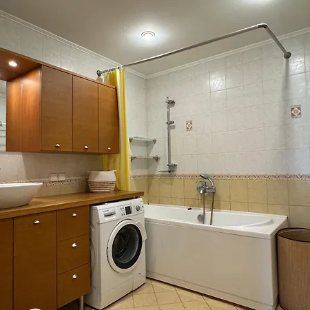 Quite Embassy Area Charm * ריגה